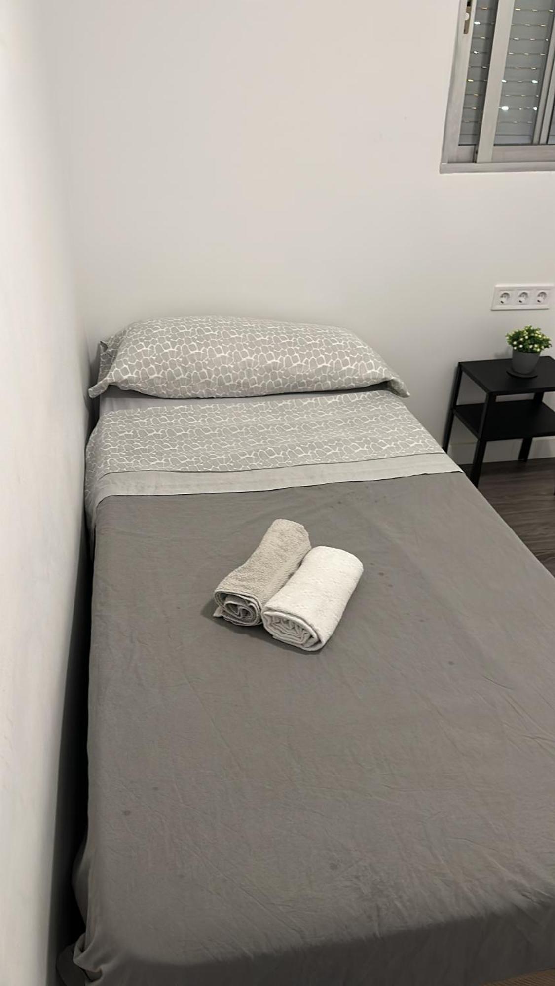 Experiencia Inolvidable Nuestro Apartamento Unico Lägenhet Madrid Exteriör bild